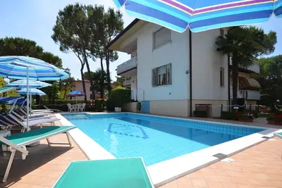 Image de Appartement de vacances avec piscine