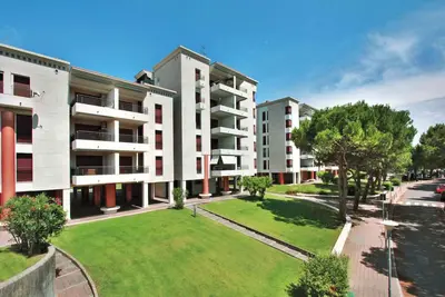 Image de Appartement de vacances avec climatisation, balcon et terrasse sur le toit