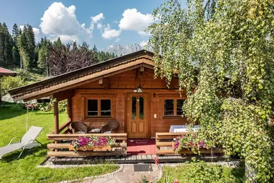 Image de Chalet / Apartment Deluxe im Gartenhotel Rosenhof bei Kitzbühel