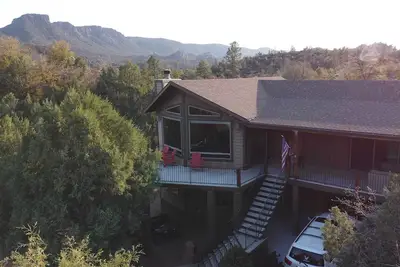 Image de 'Elkwood Lodge' Cabin w/ Hot Tub in Star Valley!