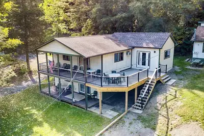 Image de Keuka Pines Compound: Bring the entire family and enjoy beautiful Keuka Lake