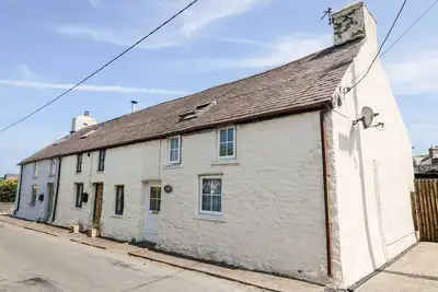 Image de Eiddwen, pet friendly, with a garden in Llanon