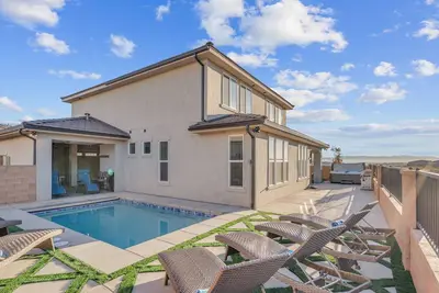 Image de Paseos 1121 | Sleeps 15, Private Pool, Hot Tub