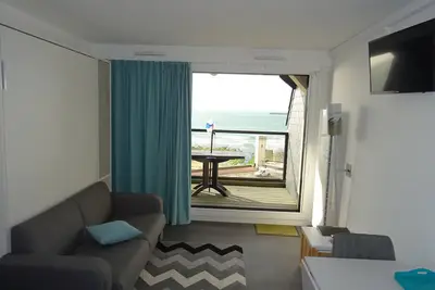 Studio aux Sables-d'Olonne: Plage et commerces à proximité