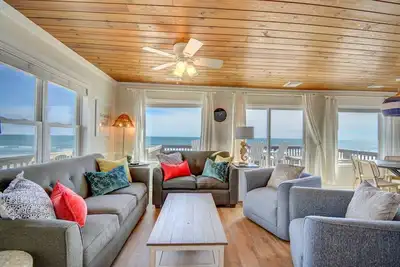 Image de \"Whale Song\" Oceanfront Home in Surf City