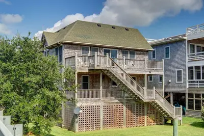 Image de Will's Place: Canal front home in Oyster Creek with docking