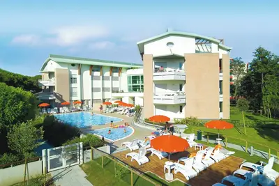 Image de Appartement de vacances avec jardin et air conditionné