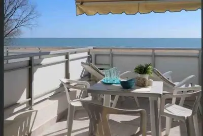 Image de Appartement de vacances avec climatisation et balcon