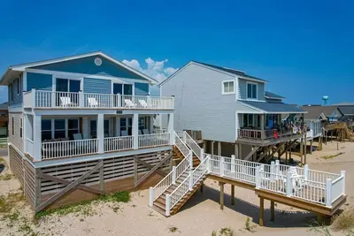Image de Shorely Blessed / 523 W. Beach Drive - Coastal Vacation Resorts