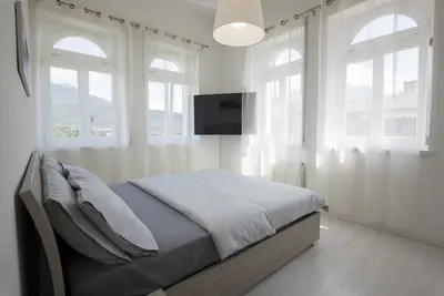 Image de [Lago Di Garda ★★★★★] Light-filled Apartment