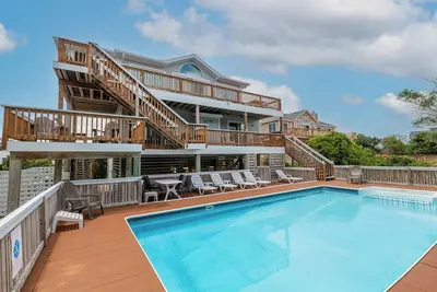 C7809 Time to Chill - Corolla, Oceanside, Whalehead, Private Pool, Views!