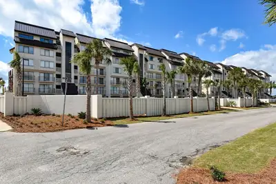 Image de Marlin Quay 510 - Three Bedroom, Two 1/2 Bath Inlet/Channel Front Condo