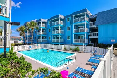 Image de Beach House 212, two-bedroom, two-bath ocean-view condo
