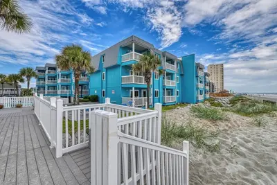 Image de Beach House 105 - Two Bedroom, Two Bath Updated Beach Condo