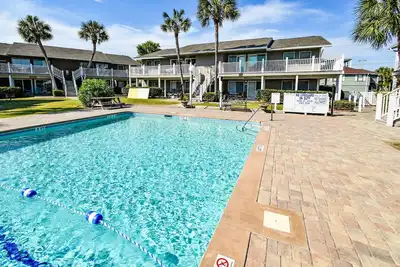 Image de Floral Villa B8 - Three Bedroom, Two Bath Ocean View Condo