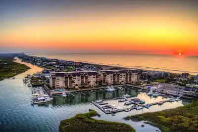 Image de Marlin Quay 202 - Two Bedroom, Two Bath Inlet/Channel Front Condo