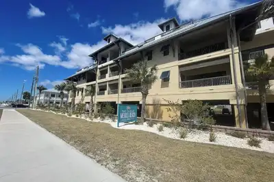 Image de Beautiful 3 bedroom 2 bath Condo at the Club at Mexico Beach!
