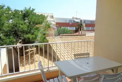 Image de 125/ Studio Climatise Avec Terrasse