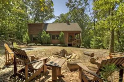 Image de Quiet Cabin near Mccaysville and Blue Ridge W/Spa