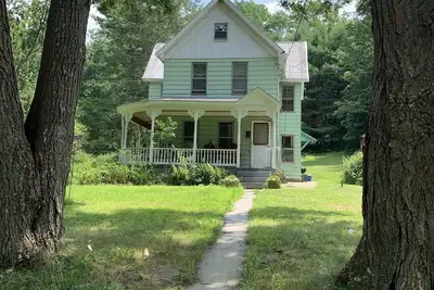Image de Beach Lake Hideaway