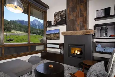 Image de Whetstone 307/Ski-in Ski-out Condo next to the ski school! A/C in Summer/Hot Tub