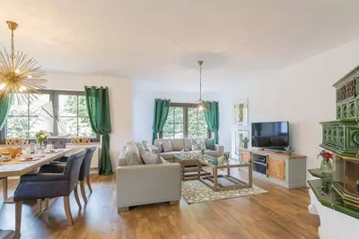 Image de New, bright and friendly beach vacation apartment for up to 6 people with sauna