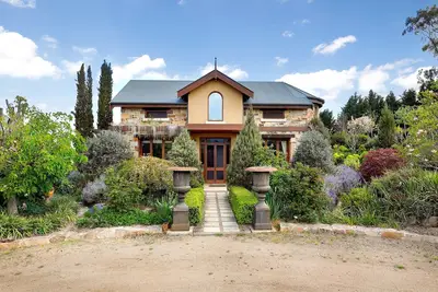 Image de Wayimaa Cottage | 1 bedroom country escape with views