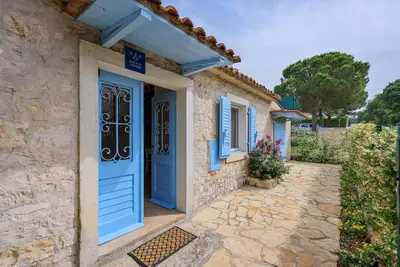 Image de Magnifique maison de 2 chambres Ă .
