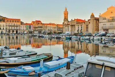 Superbe apt 5 min à pied de la gare et du centre Parking Privé + Clim