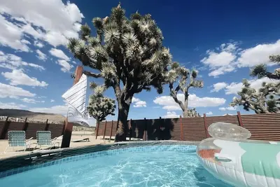Image de 'Veda House' scenic views, quiet sanctuary w\/pool