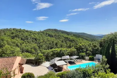 Image de Villa au calme avec piscine dans domaine privé - Proche Golfe de Saint Tropez
