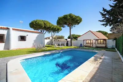 Image de Maison de vacances 'Spica' avec piscine privée, terrasses, jardin et Wi-Fi