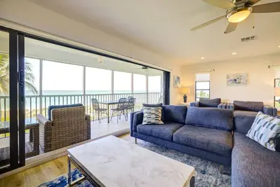 Image de Junonia 303 is a penthouse beachfront vacation rental on Sanibel Island!