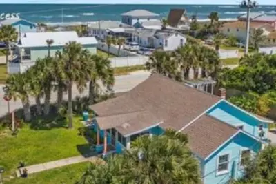 Image de Vilano Beach Cottage, 1/2 block to Surfside Beach. Historic Capo Cottage