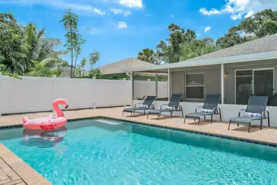 **New 4\/2 pool home, private backyard, close to everything.