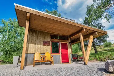 Image de Max's Cabin at Tiny Timbers Resort and Spa!