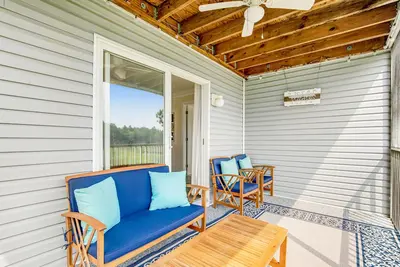 Image de Bethany Bay Dog-Friendly Getaway w/ Free WiFi, Shared Pool, & Sports Courts