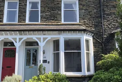 Highbank, pet friendly, with open fire in Bowness-On-Windermere