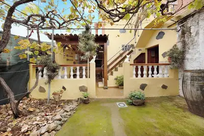 Image de Maison de vacances El Lagar avec vue sur la montagne et terrasses