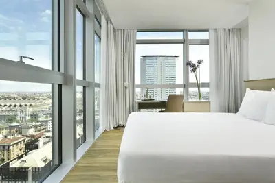Image de Executive four-room apartment with city view - Torre Galfa Milan | An Experiences