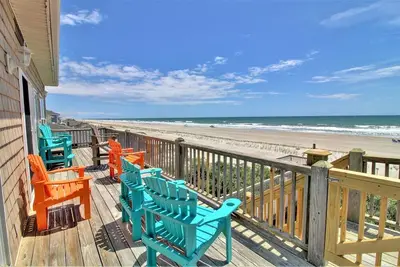 Image de \"Dreams Come True\" in this 4 Bedroom Oceanfront Home