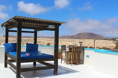 Image de Privilege Bay- Villa Eesha-sea view and natural park view. Beach front location.