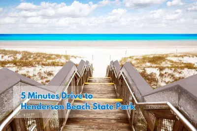 Image de 3br Beach Home | Golf Cart & Private Yard w Grill