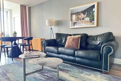Image de Downtown 24 Concierge CityView King Bed Free Parking