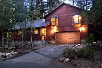 Image de Dodowah Family Friendly Escape - with Spa in private backyard