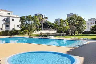 Image de Appartement de vacances \"Dunas Mar\" avec piscine partagée, balcon et WiFi