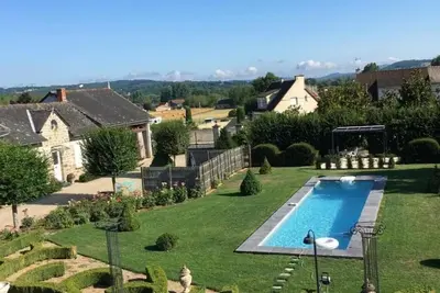 Image de Charmante maison, jardin paysagé, piscine, proche sites préhistoriques et Sarlat