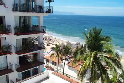 Image de Beach Front 2br/2ba Fabulous Views in Zona Romantica