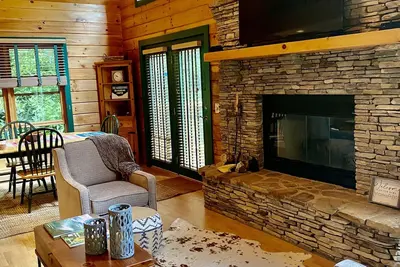 Image de A-Frame of Mind! Cozy Banner Elk Cabin! A Favorite! Squeaky Clean and A+location