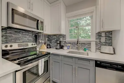 Image de 818 Queen St · Relaxing Cozy Apartment in Downtown Cola